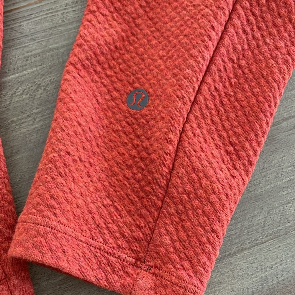Lululemon At Ease burnt orange hoodie with two front pouch zip pockets - Picture 5 of 13